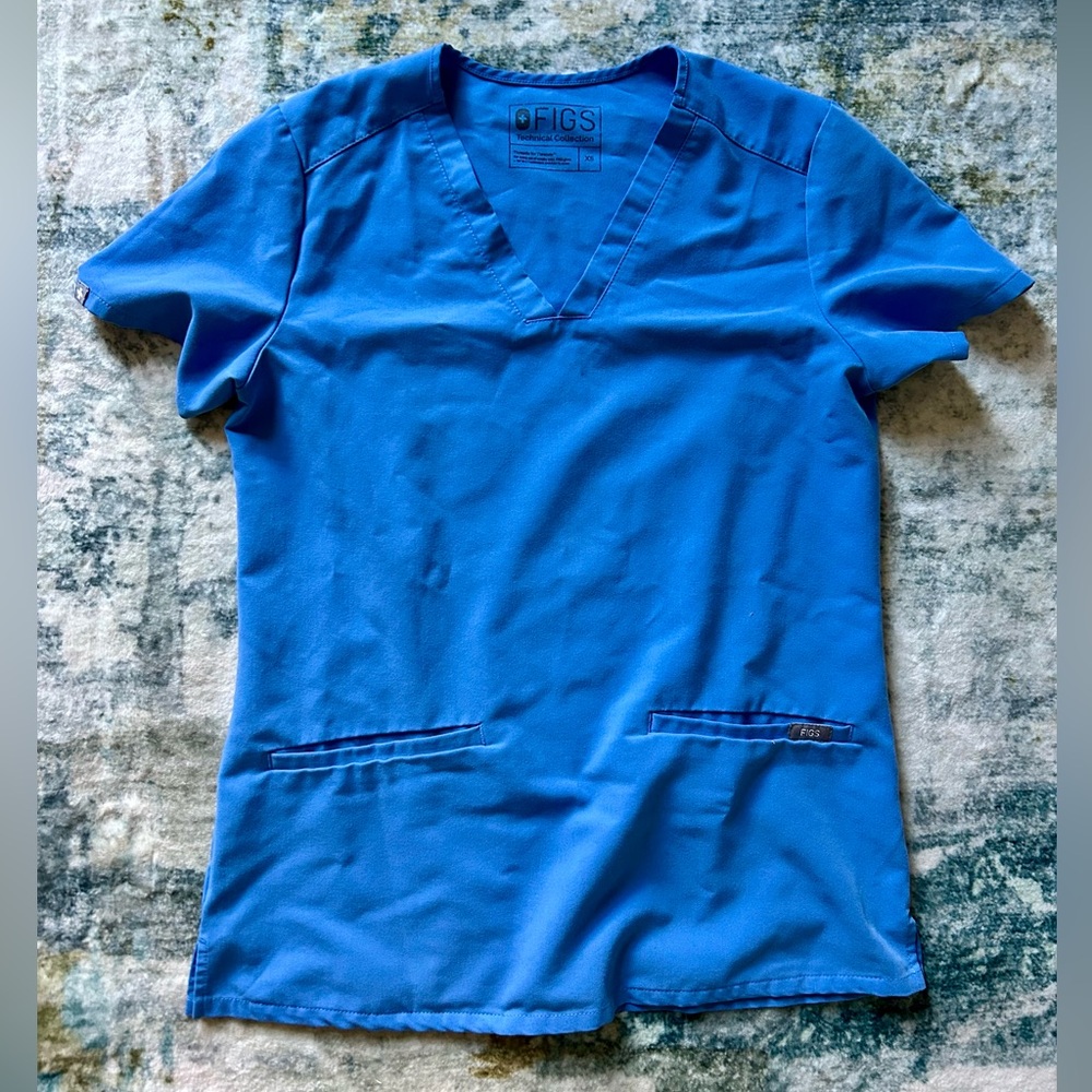 Women’s Figs Blue Scrub Top